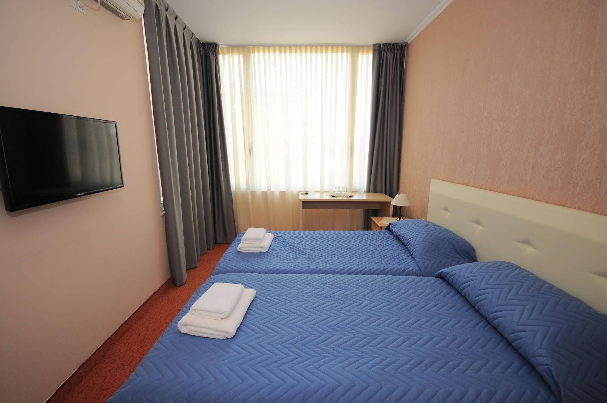 Signature Idea 3* Tirana